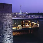 Zwembad Met Frontaal Zeezicht * Ostende