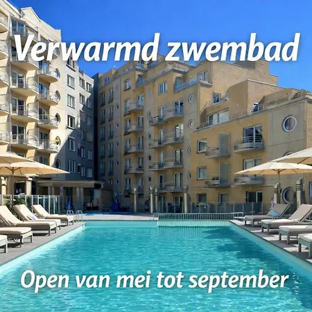 公寓 Zwembad Met Frontaal Zeezicht *