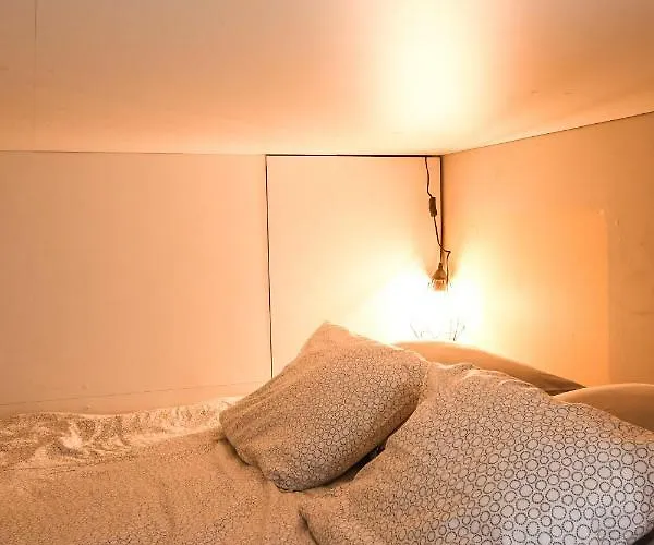 Apartment Zwembad Met Frontaal Zeezicht